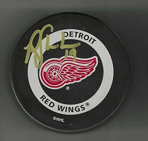 Riley Sheahan Aláírt Detroit Red Wings Hivatalos Játék Korong Seattle Kraken - Dedikált NHL Korong